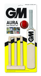 AURA_Mini_Cricket_Set